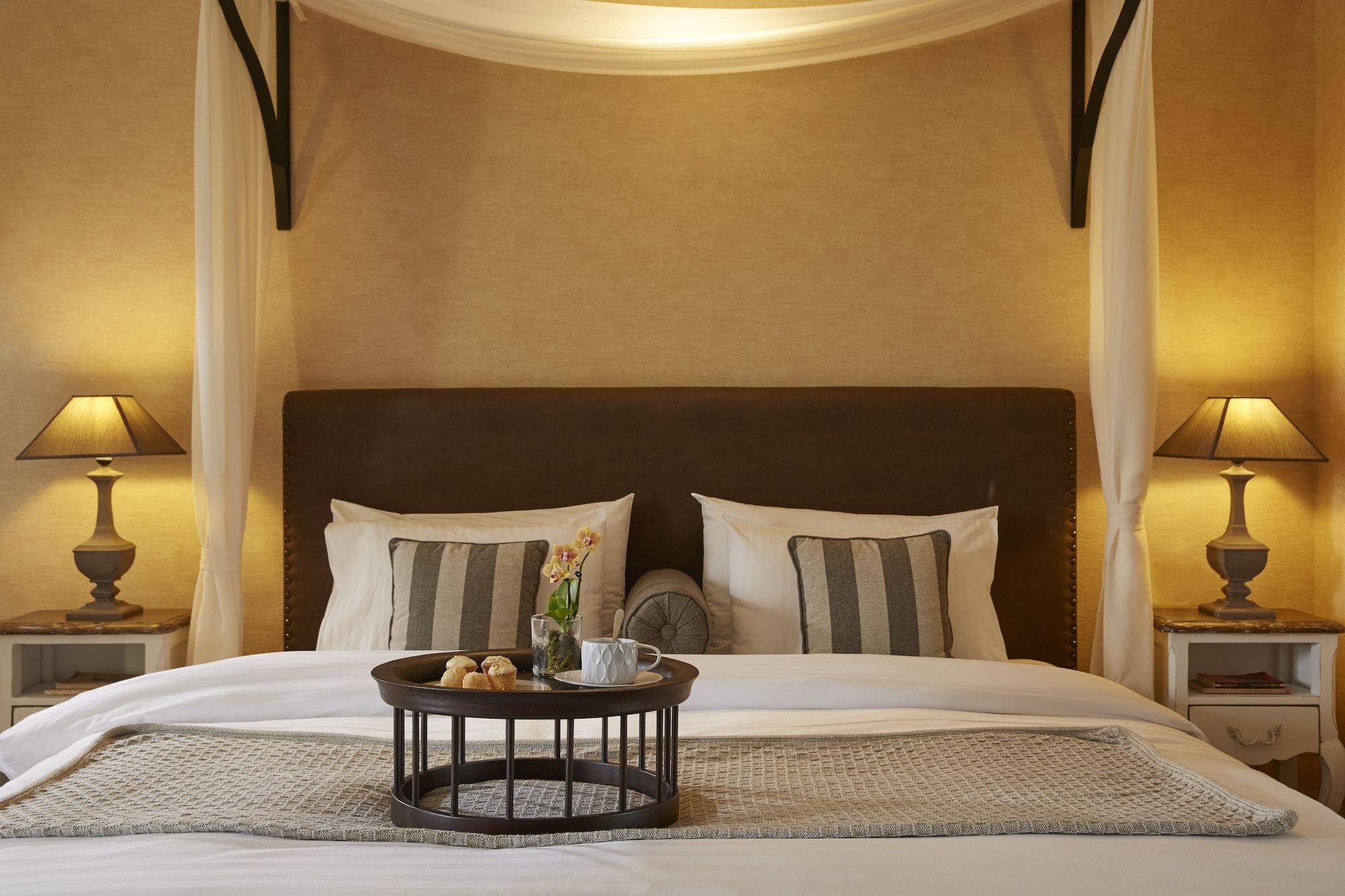 Limneon Resort & Spa Кастория Экстерьер фото A bedroom at the hotel