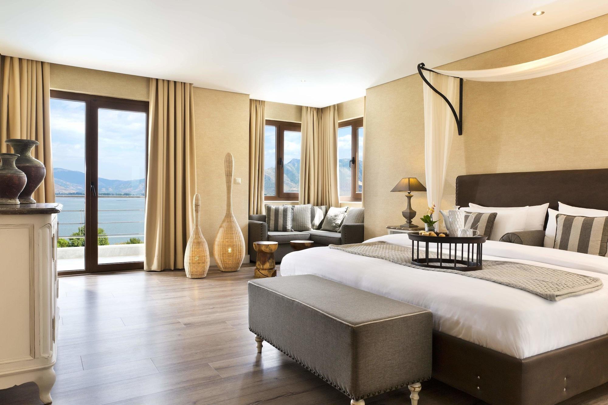 Limneon Resort & Spa Кастория Экстерьер фото A bedroom at the hotel