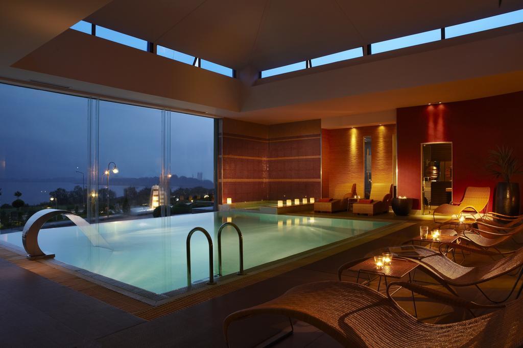 Limneon Resort & Spa Кастория Экстерьер фото The spa at the Taj Mahal Palace, Mumbai